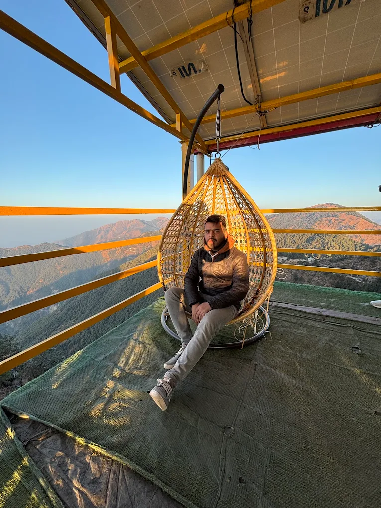 Swing chair viewpoint