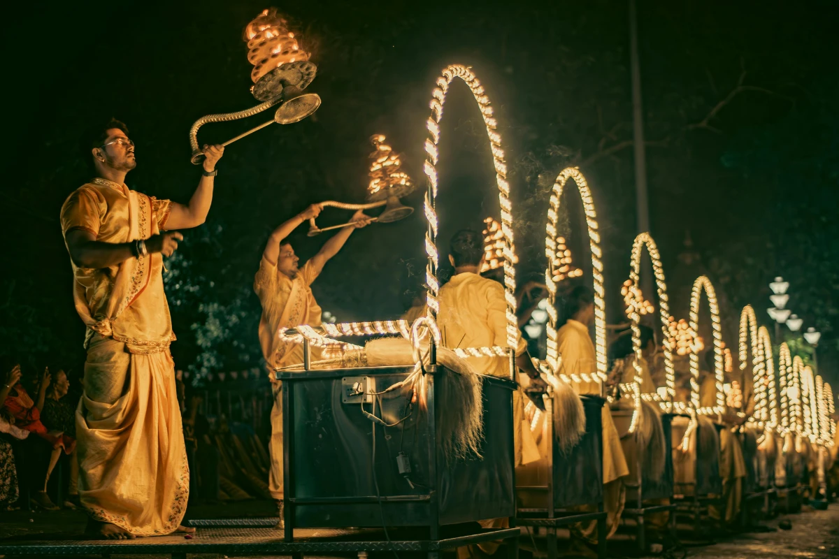 Ganga aarti and spiritual walks in Rishikesh with Pahadi House Himalayan retreat