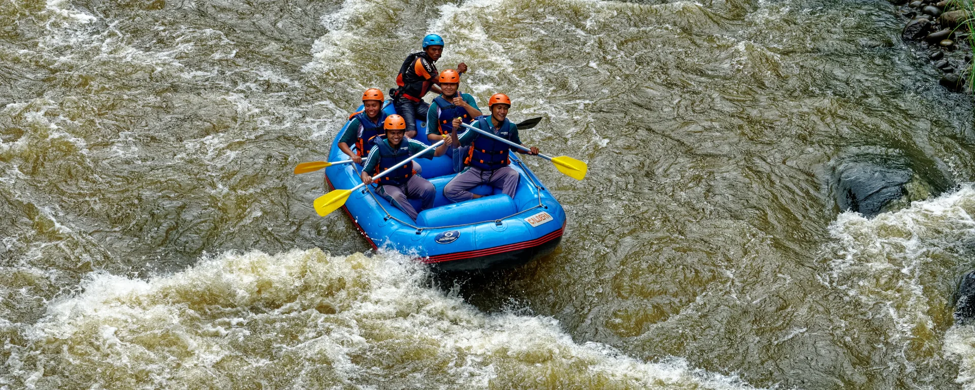 River rafting in Rishikesh — view 4