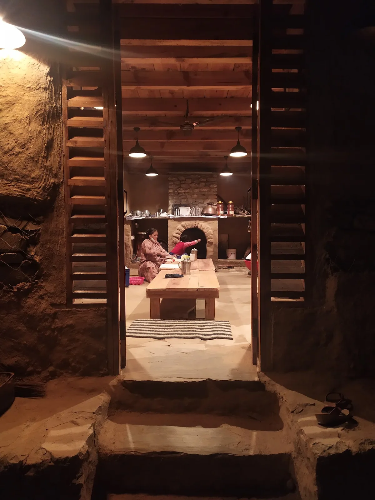 The stone entrance hall at Basa Stay, Khirsu
