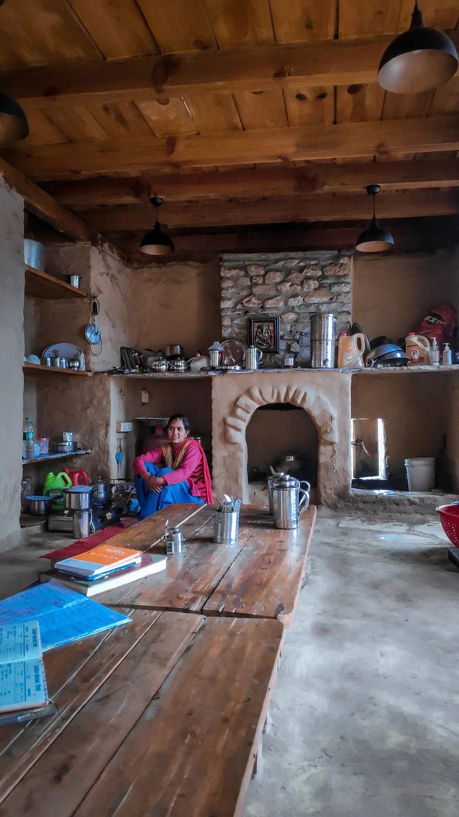 Interior of the common hall at Basa Stay, Khirsu, Pauri Garhwal