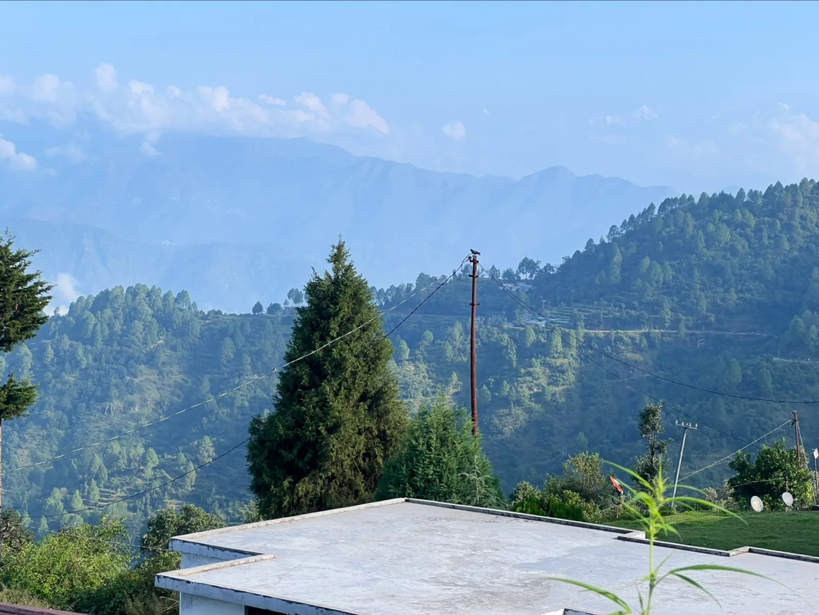 Snow covered Garhwal peaks seen from Khirsu
