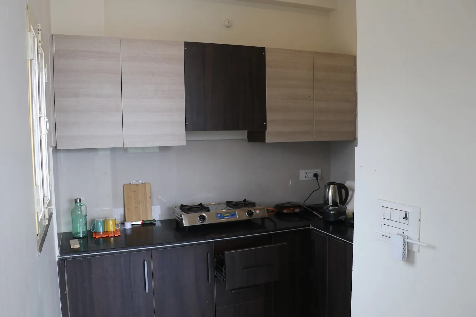 Guest kitchen at Little Sparrow Homestay, Bharat Vihar, Rishikesh